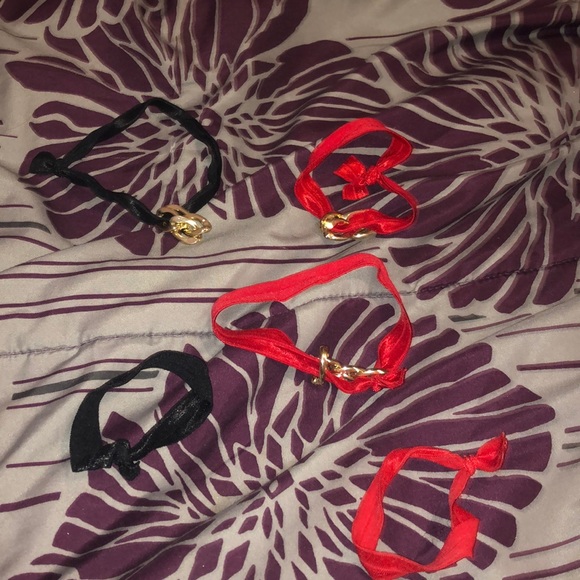 Bracelets - Picture 1 of 1